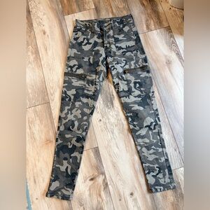 KanCan Camouflage Skinny Pants